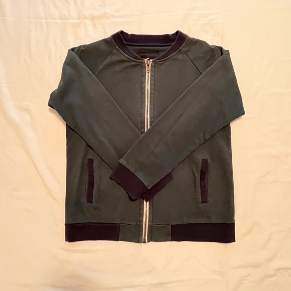 Bewakoof Hunter Green Jacket. Size XL - Picture 4 of 10